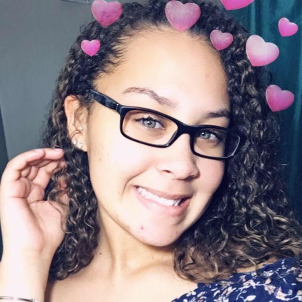 Meet your Posher, Ariana